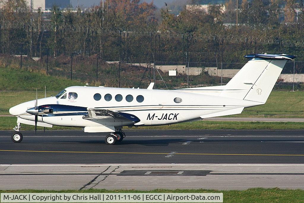 M-JACK, 2009 Hawker Beechcraft B200GT King Air C/N BY-94, Jetstream Aviation