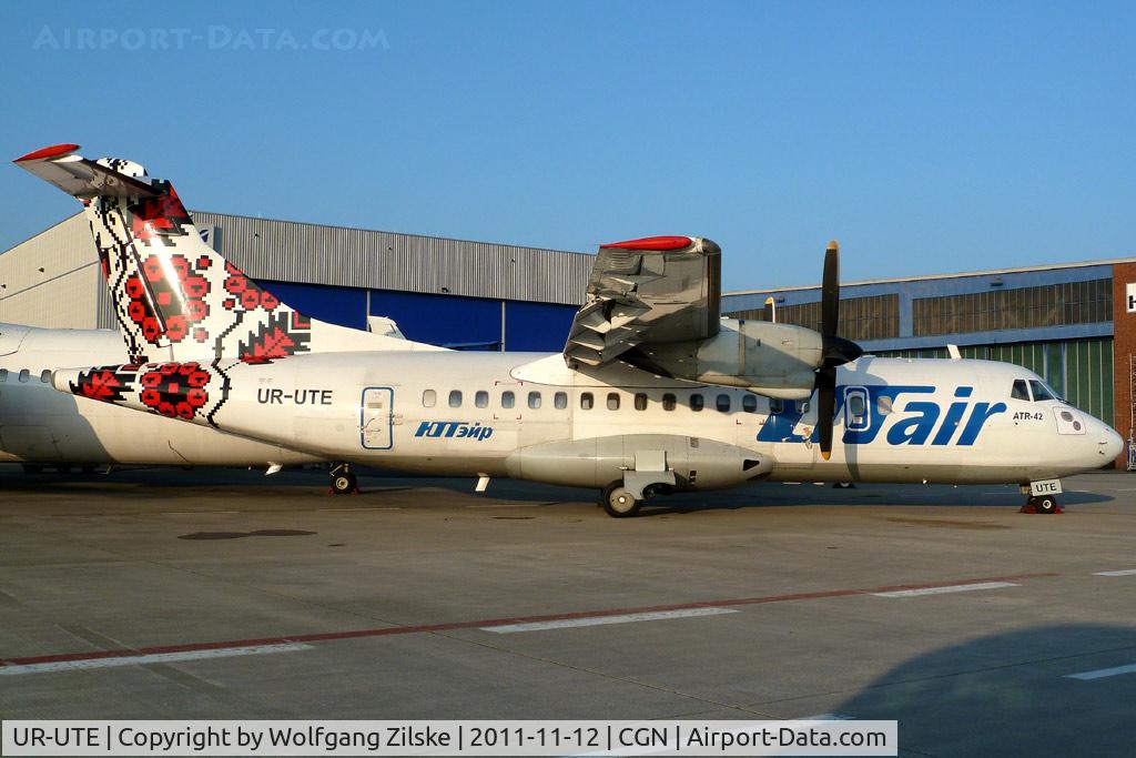 UR-UTE, 1987 ATR 42-300 C/N 057, visitor