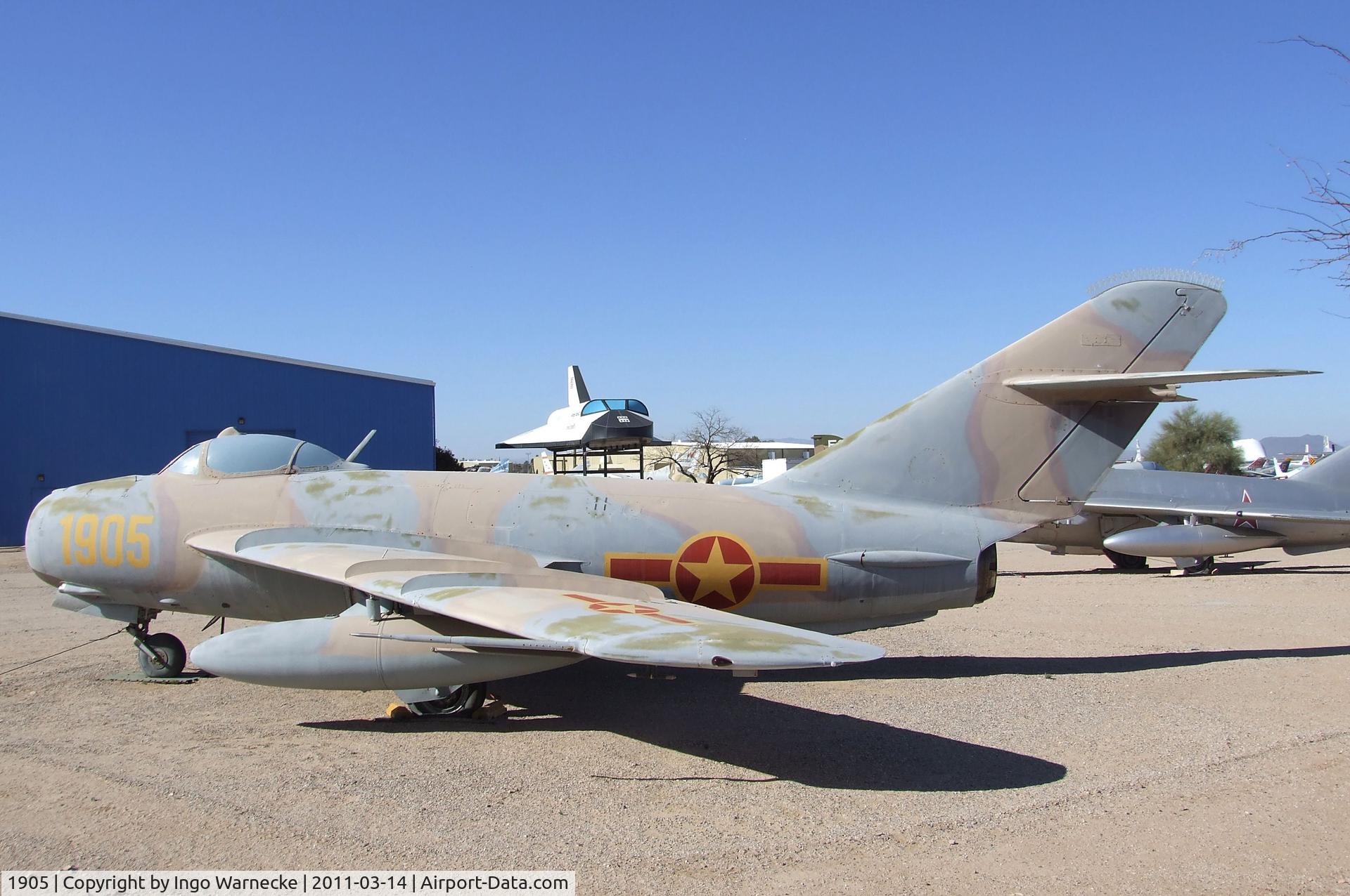 1905, Mikoyan-Gurevich MiG-17F C/N 101905, Mikoyan i Gurevich MiG-17F FRESCO-C at the Pima Air & Space Museum, Tucson AZ