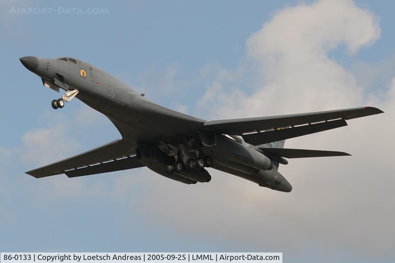 86-0133, 1986 Rockwell B-1B Lancer C/N 93, one more overflight