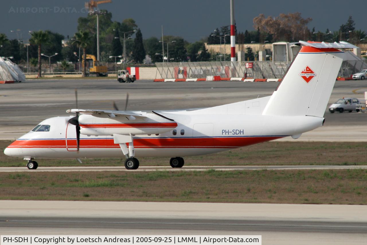 PH-SDH, 1990 De Havilland Canada DHC-8-102 Dash 8 C/N 222, small Dash DHC-8 102