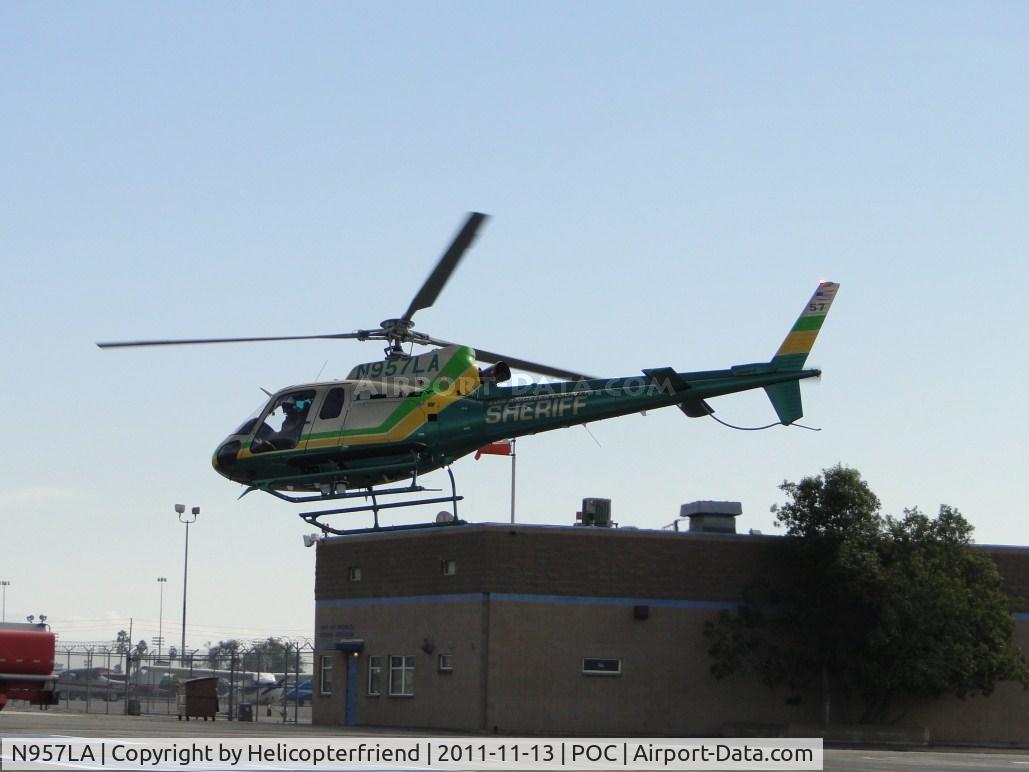 N957LA, 2010 Eurocopter AS-350B-2 Ecureuil Ecureuil C/N 7072, Called out and heading east along taxiway Sierra
