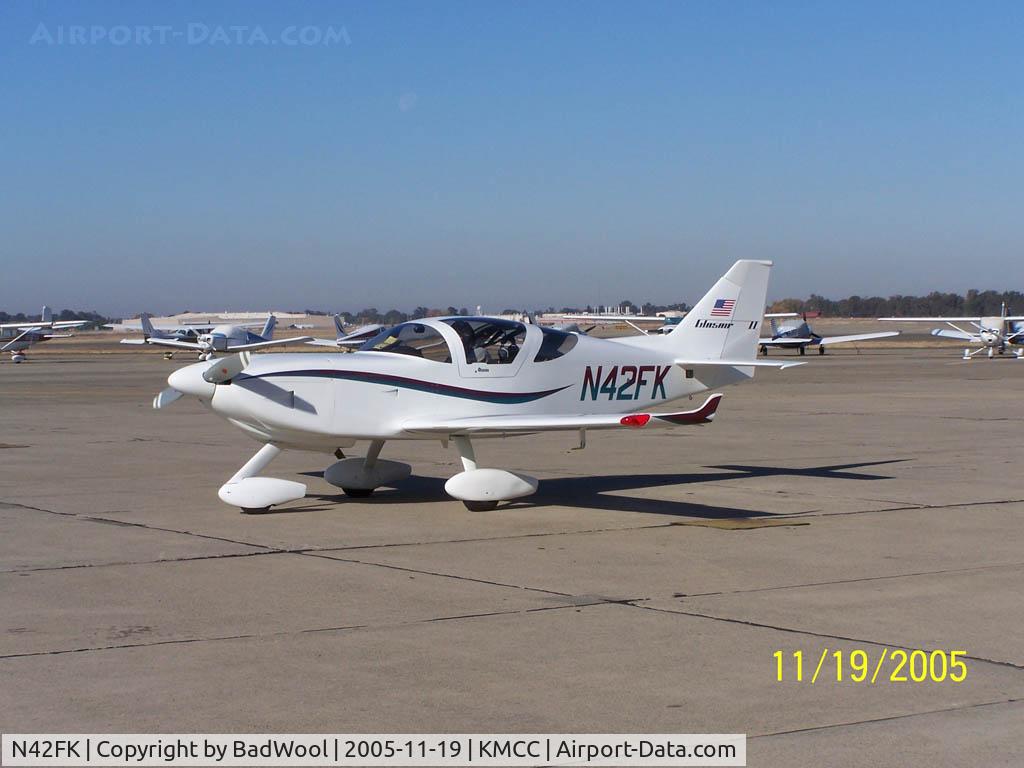 N42FK, 1995 Stoddard-Hamilton Glasair II-S SFT C/N 2210, Visiting for lunch at KMCC.