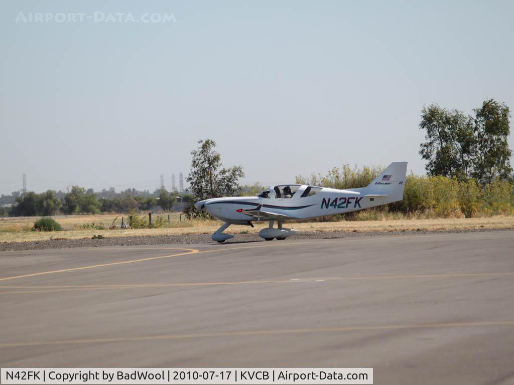 N42FK, 1995 Stoddard-Hamilton Glasair II-S SFT C/N 2210, Participating in the Young Eagles monthly flight event.