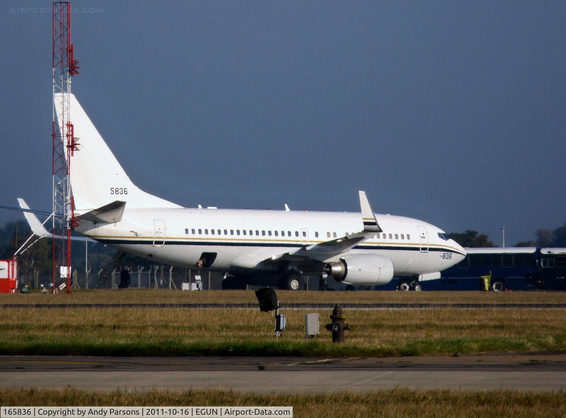 165836, 2004 Boeing C-40A Clipper C/N 33836, Visiting Mildenhall