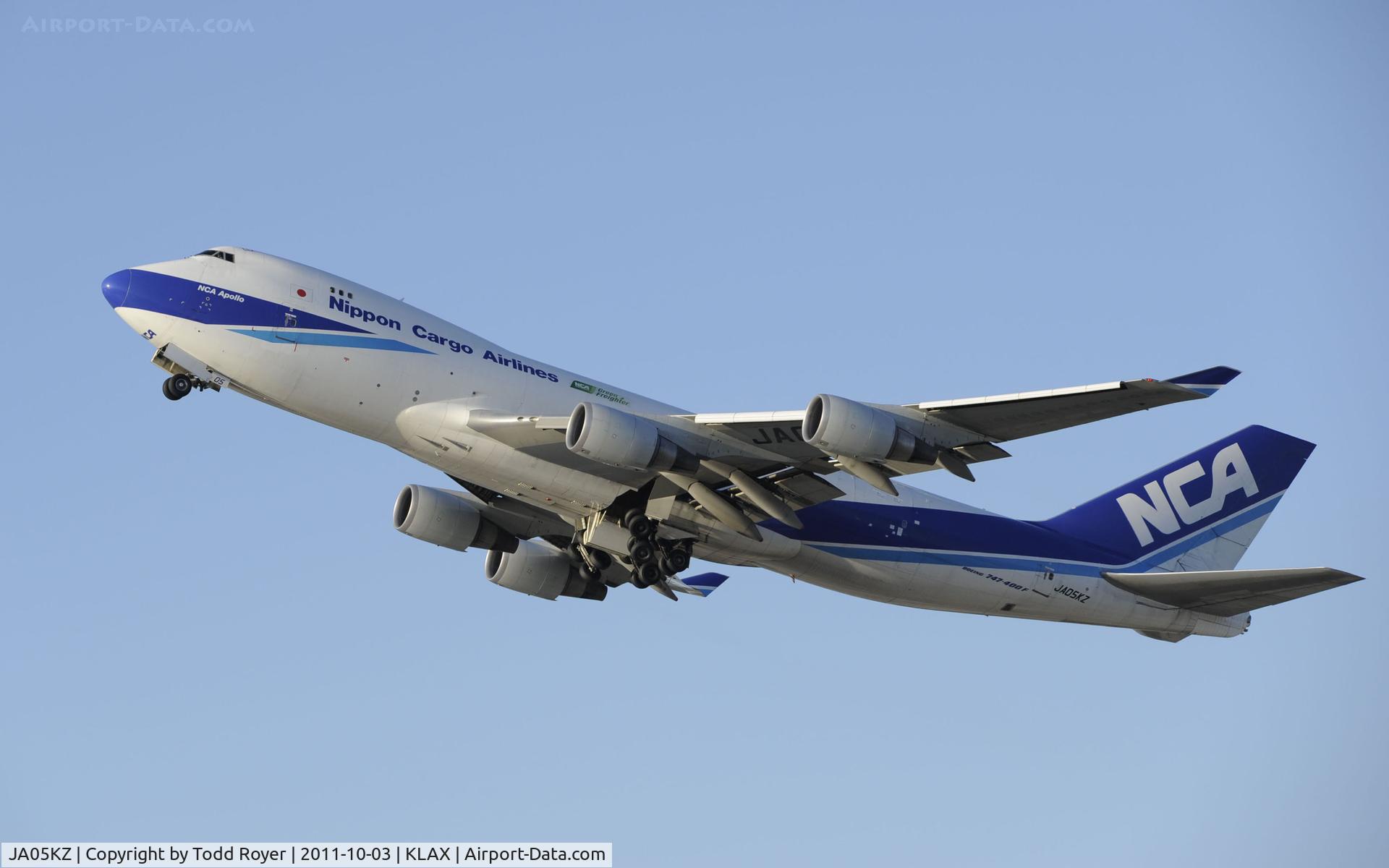 JA05KZ, 2007 Boeing 747-4KZF (SCD) C/N 36132/1394, Departing LAX