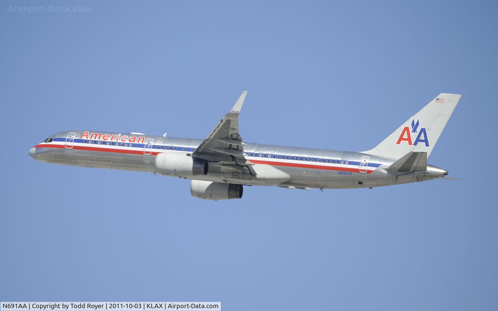 N691AA, 1993 Boeing 757-223 C/N 25697, Departing LAX