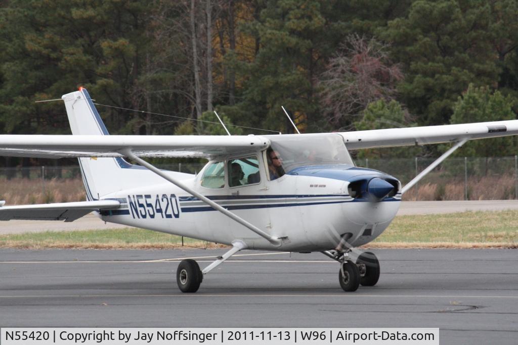 N55420, 1981 Cessna 172P C/N 17275177, N55420 Cessna 172P at New Kent Aviation, Quinton, Va.