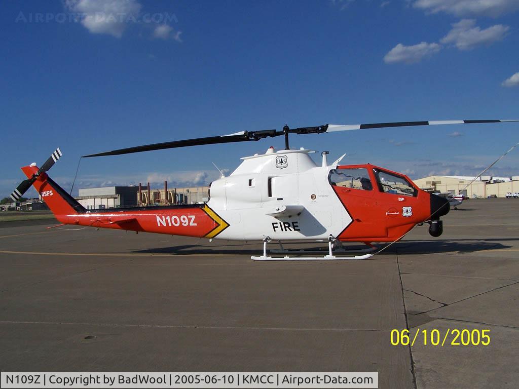 N109Z, 1969 Bell AH-1F Cobra C/N 20854, Transient parking at KMCC.