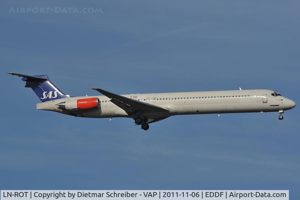 LN-ROT, 1986 McDonnell Douglas MD-82 (DC-9-82) C/N 49422, SAS MD80