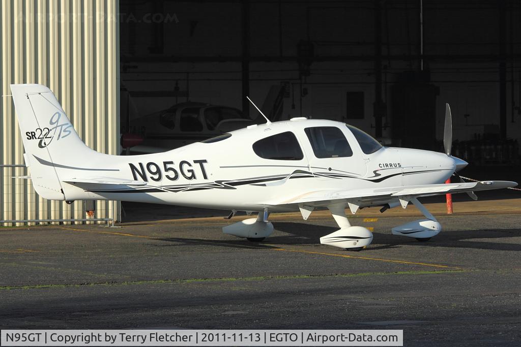 N95GT, 2006 Cirrus SR22 GTS C/N 1758, 2006 Cirrus Design Corp SR22, c/n: 1758 at Rochester, Kent