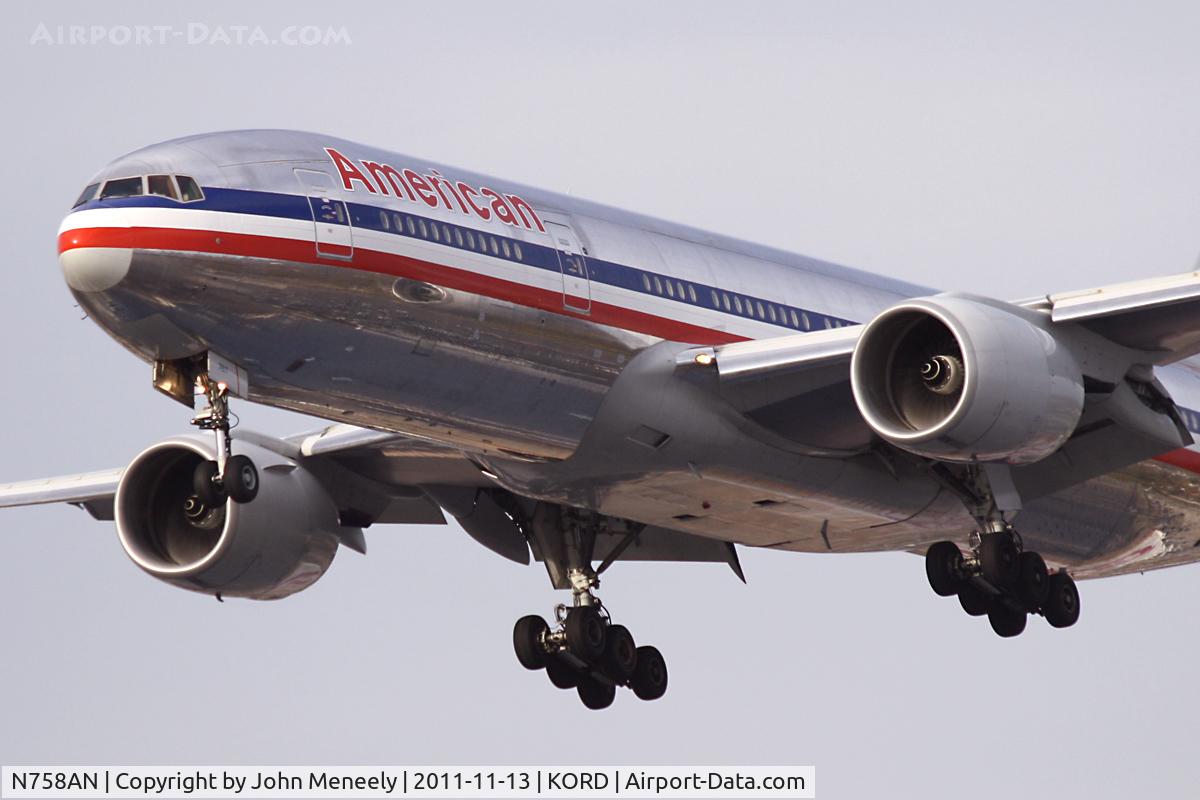 N758AN, 2001 Boeing 777-223 C/N 32637, Short final for 22R