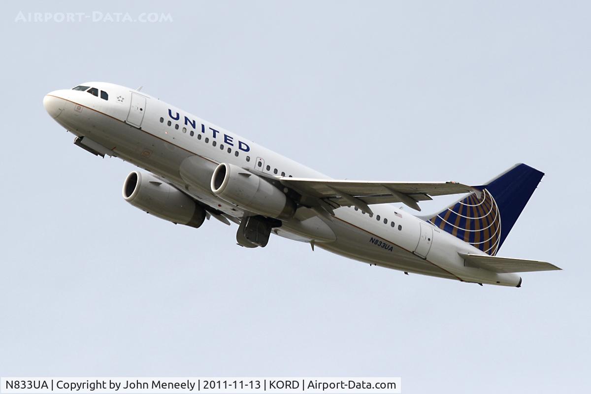 N833UA, 2000 Airbus A319-131 C/N 1401, Tucking the gear away