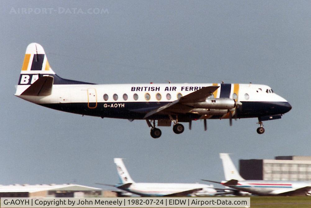 G-AOYH, 1957 Vickers Viscount 806 C/N 311, Short final for 23. The two 707s in the background are N651TF (Jet 24) and 9G-ACY.