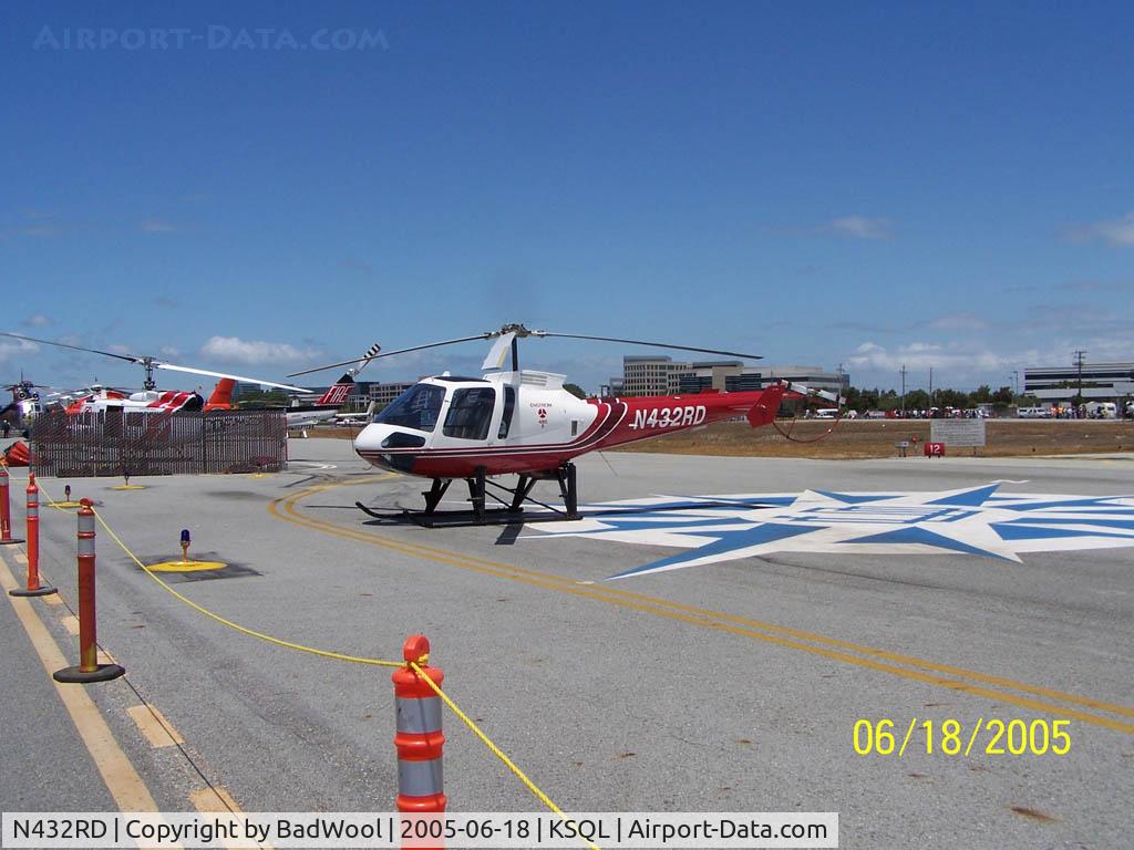 N432RD, 2002 Enstrom 480 C/N 5039, Static display at the 2005 Vertical Challenge in San Carlos, CA.