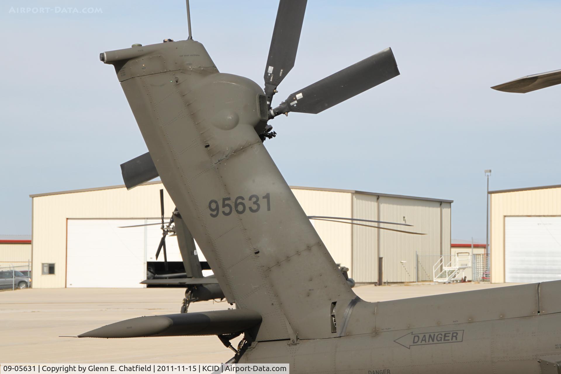 09-05631, 2011 Boeing AH-64D Apache C/N PVD631, Parked on the PS Air ramp.  Refueling stop on the way from Pennsylvania to Utah.