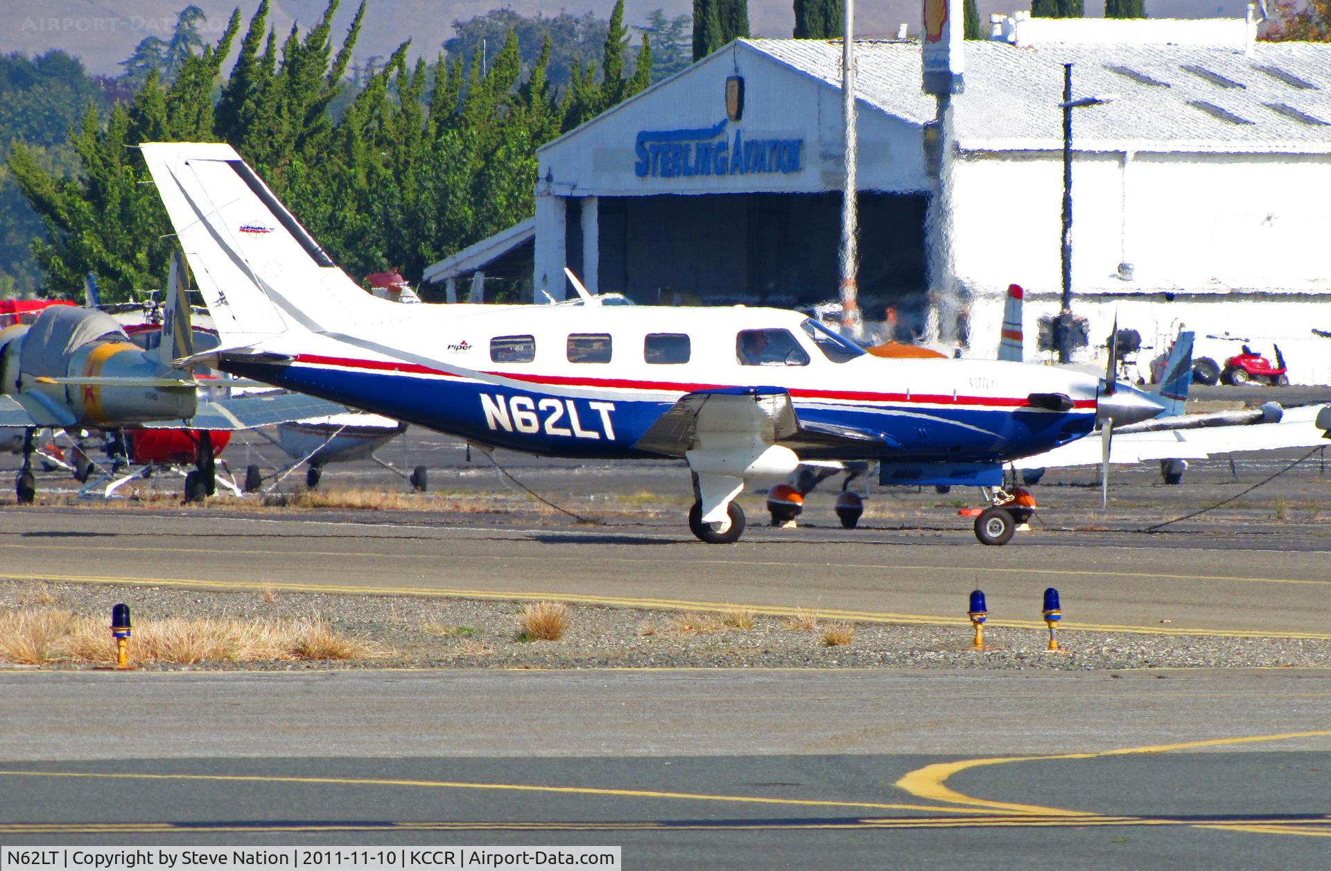 N62LT, 2001 Piper PA-46-500TP Malibu Meridian C/N 4697027, Open Sky Flight LLC 2001 Piper PA46-500TP taxying in to PSA ramp at Buchanan Field (Concord, CA) after flight from KVNY (Van Nuys, CA)