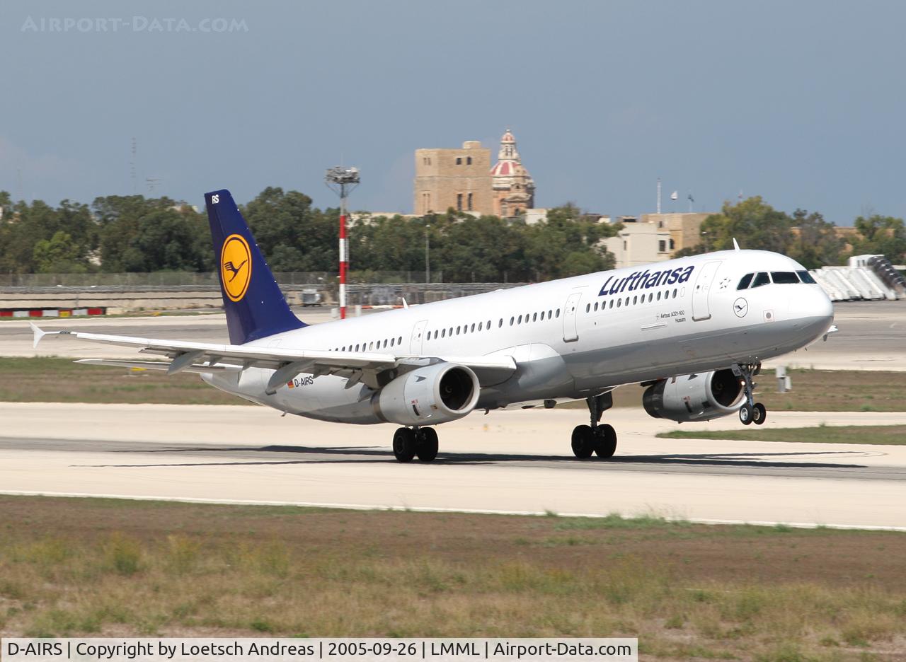 D-AIRS, 1996 Airbus A321-131 C/N 0595, take off