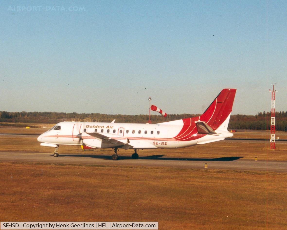 SE-ISD, 1989 Saab 340A C/N 340A-145, Golden Air