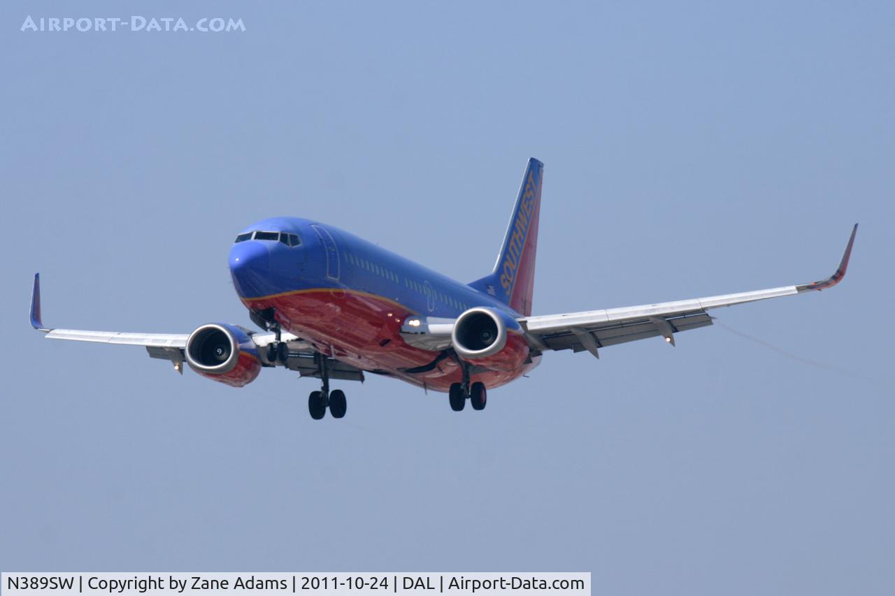 N389SW, 1994 Boeing 737-3H4 C/N 26592, At Dallas Love Field
