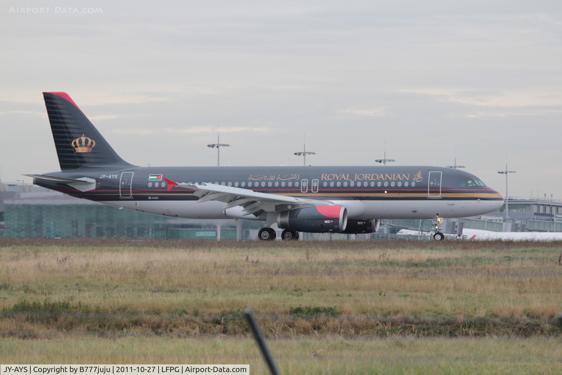 JY-AYS, 2011 Airbus A320-232 C/N 4853, on transit at CDG
