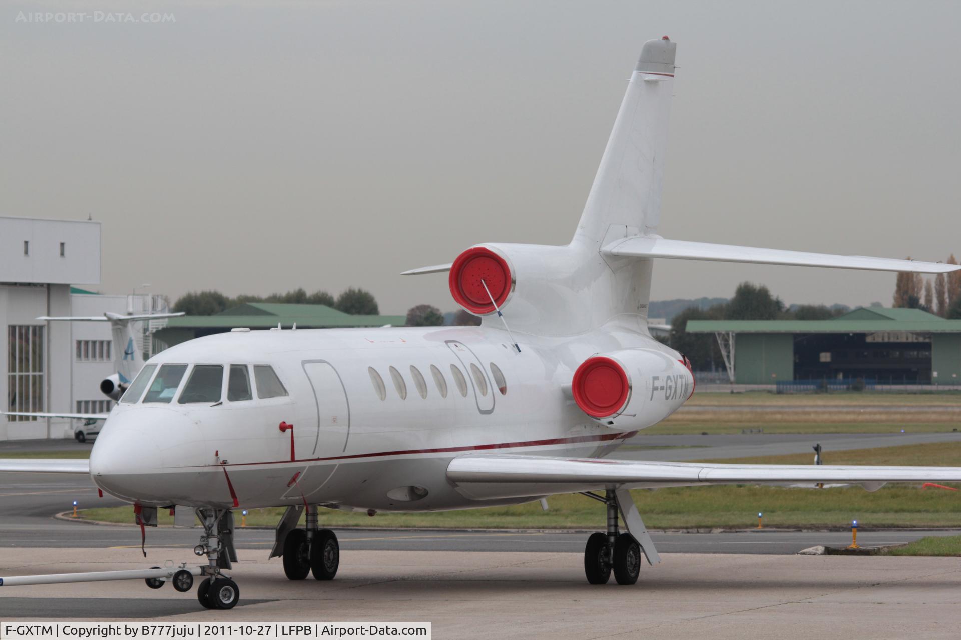 F-GXTM, 1986 Dassault Falcon 50 C/N 165, on transit at CDG