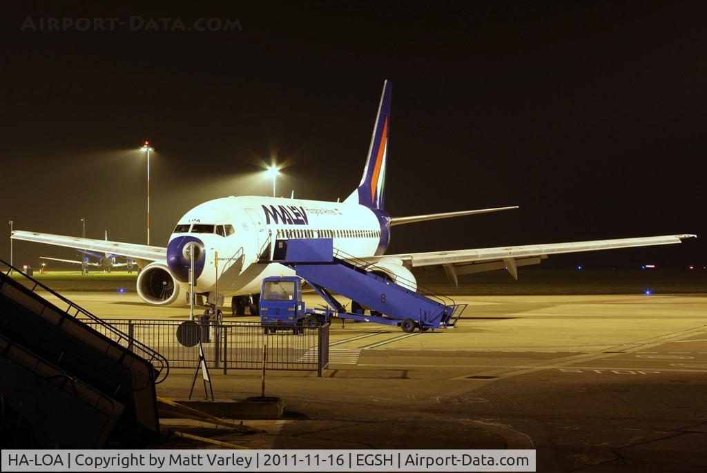 HA-LOA, 2003 Boeing 737-7Q8 C/N 28254, Sat on stand 6 prior to Spray at Air Livery.