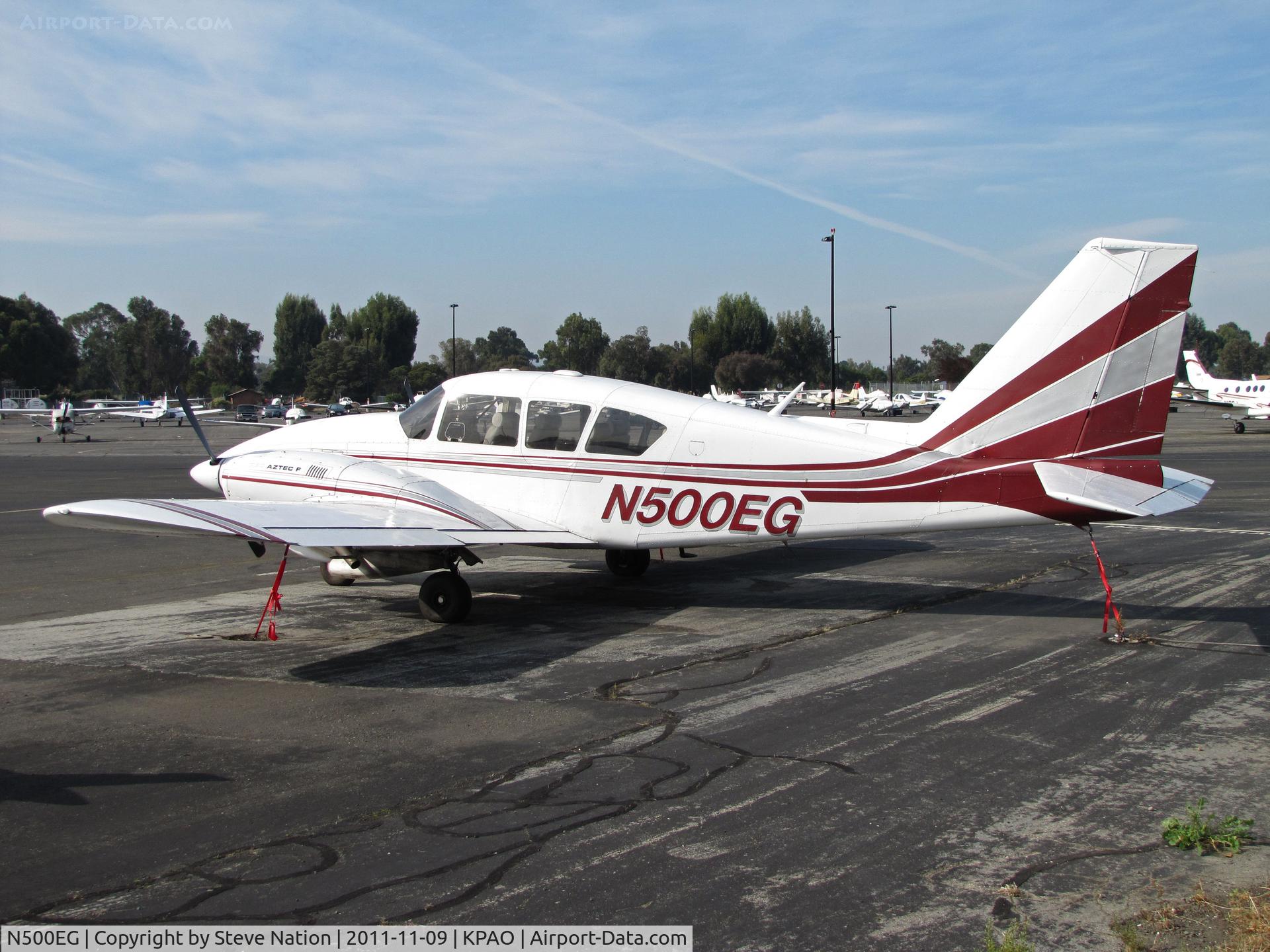 N500EG, 1974 Piper PA-23-250 C/N 27-7405453, 1974 Piper PA-23-250 Aztec visiting Palo Alto, CA (based at KSTS)