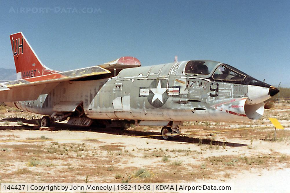 144427, Vought DF-8F Crusader C/N GF-29, Pima Air Museum - Oct. 1982