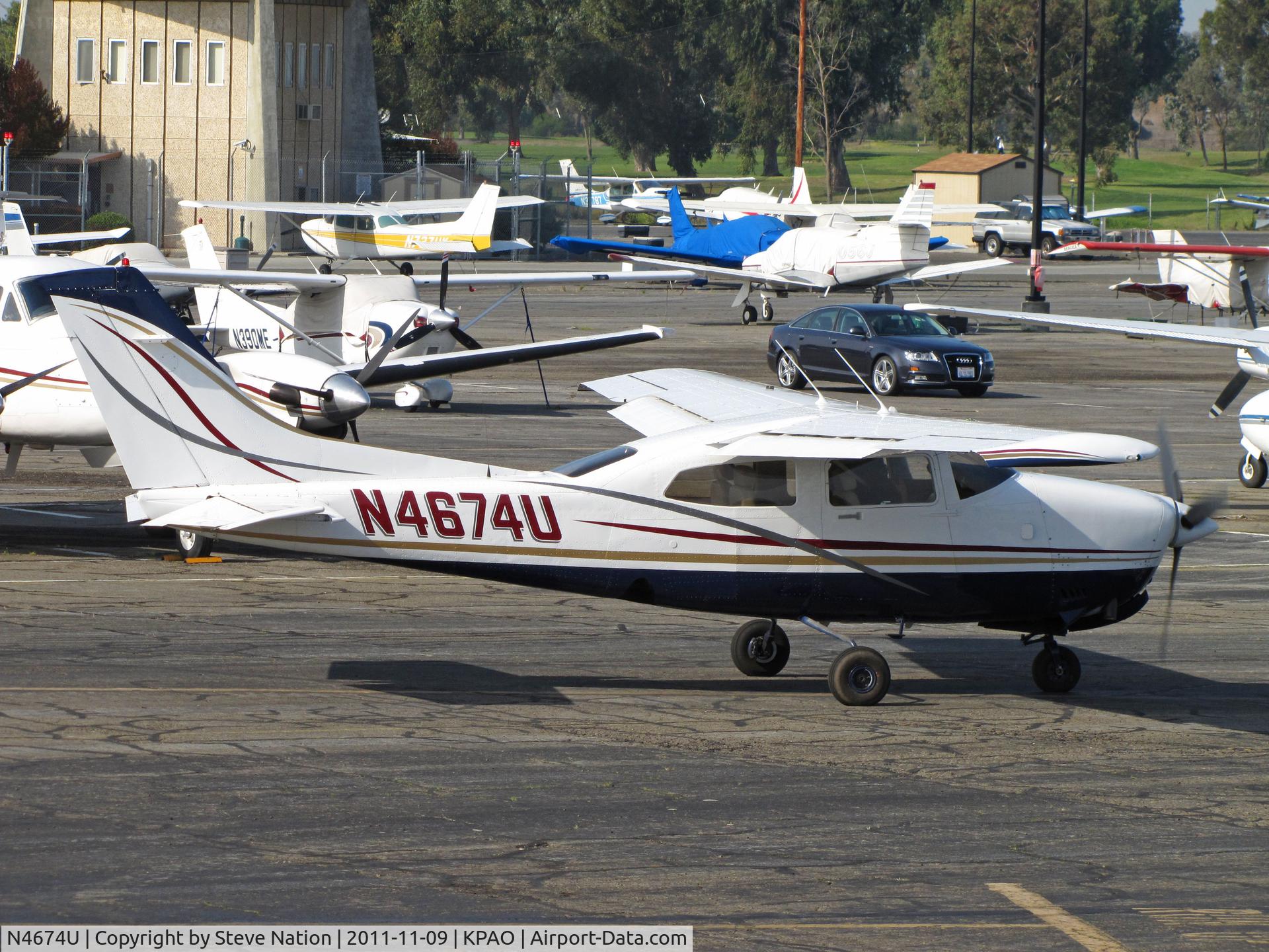 N4674U, 1983 Cessna T210N Turbo Centurion C/N 21064802, DSacramento, CA-based 1983 Cessna T210N running-up engine @ Palo Alto, CA