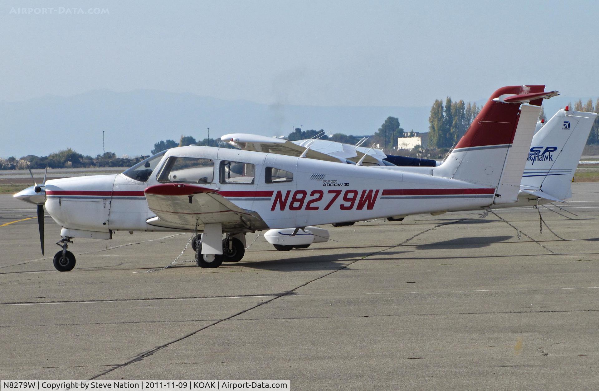 N8279W, 1980 Piper PA-28RT-201 Arrow IV C/N 28R-8118010, Blue Cat Aviation (Berkeley, CA) 1980 Piper PA-28RT-201 on North Field ramp at Oakland, CA