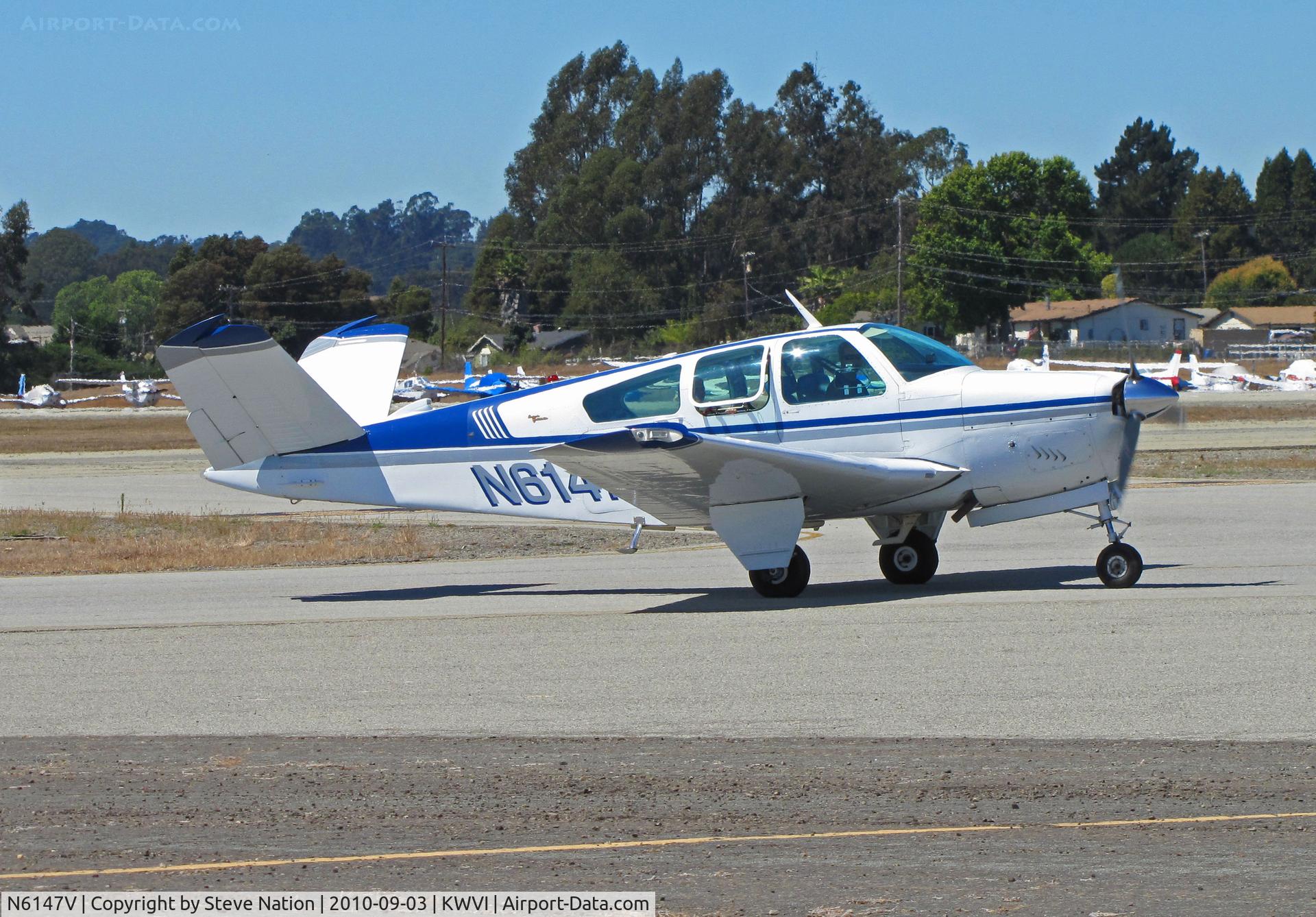 N6147V, 1965 Beech S35 Bonanza C/N D-7791, 1961 Beech S35 Bonanza taxis @ Watsonville Fly-In