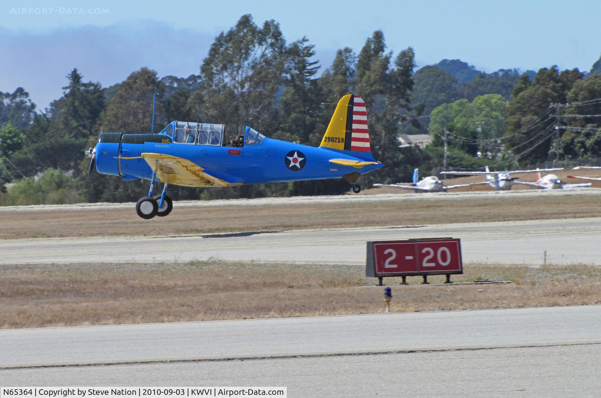 N65364, 1945 Convair BT-15 C/N 791216, Convair BT-15 (according to FAA register) painted as USAAC Vultee BT-13B 42-90259 and landing @ Watsonville, CA Fly-In