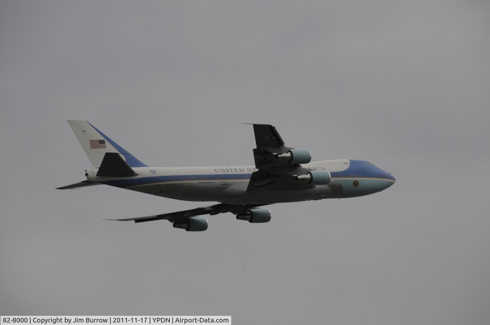 82-8000, 1987 Boeing VC-25A (747-2G4B) C/N 23824, Air Force One taking off from runway 29 Darwin, Australia