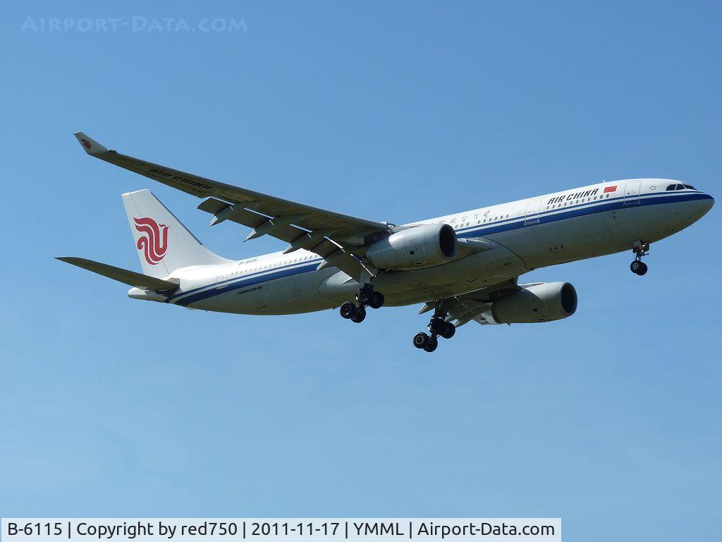 B-6115, 2008 Airbus A330-243 C/N 909, China Airlines Airbus 330 approaching rwy 27 at MEL