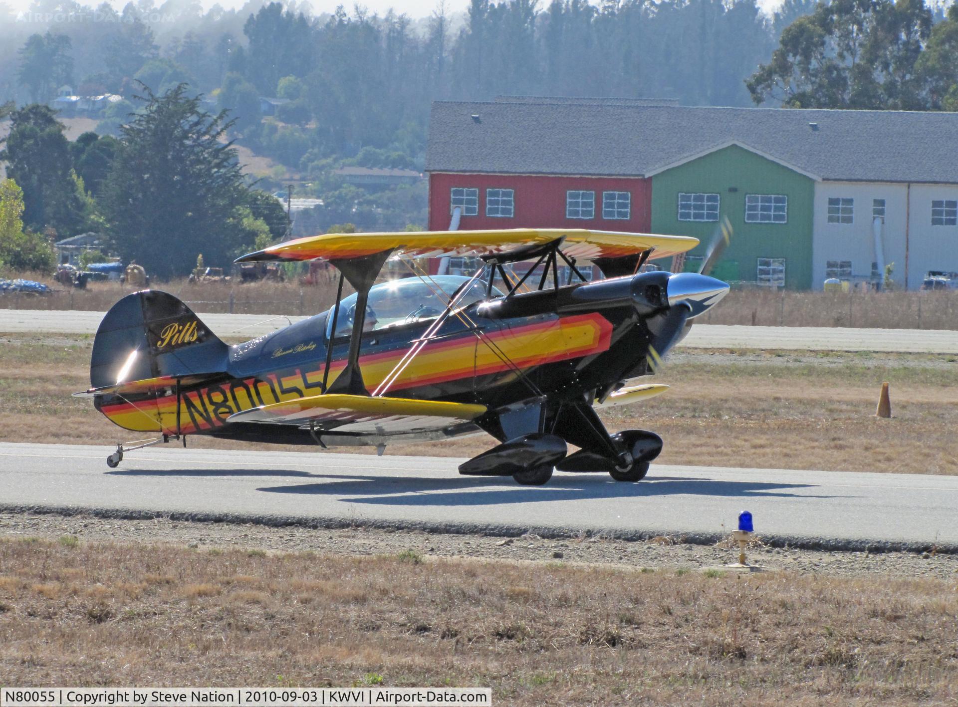 N80055, 1976 Aerotek PITTS S-2A Special C/N 2117, 1976 Aerotek Pitts S-2A taxying @ Watsonville Fly-In