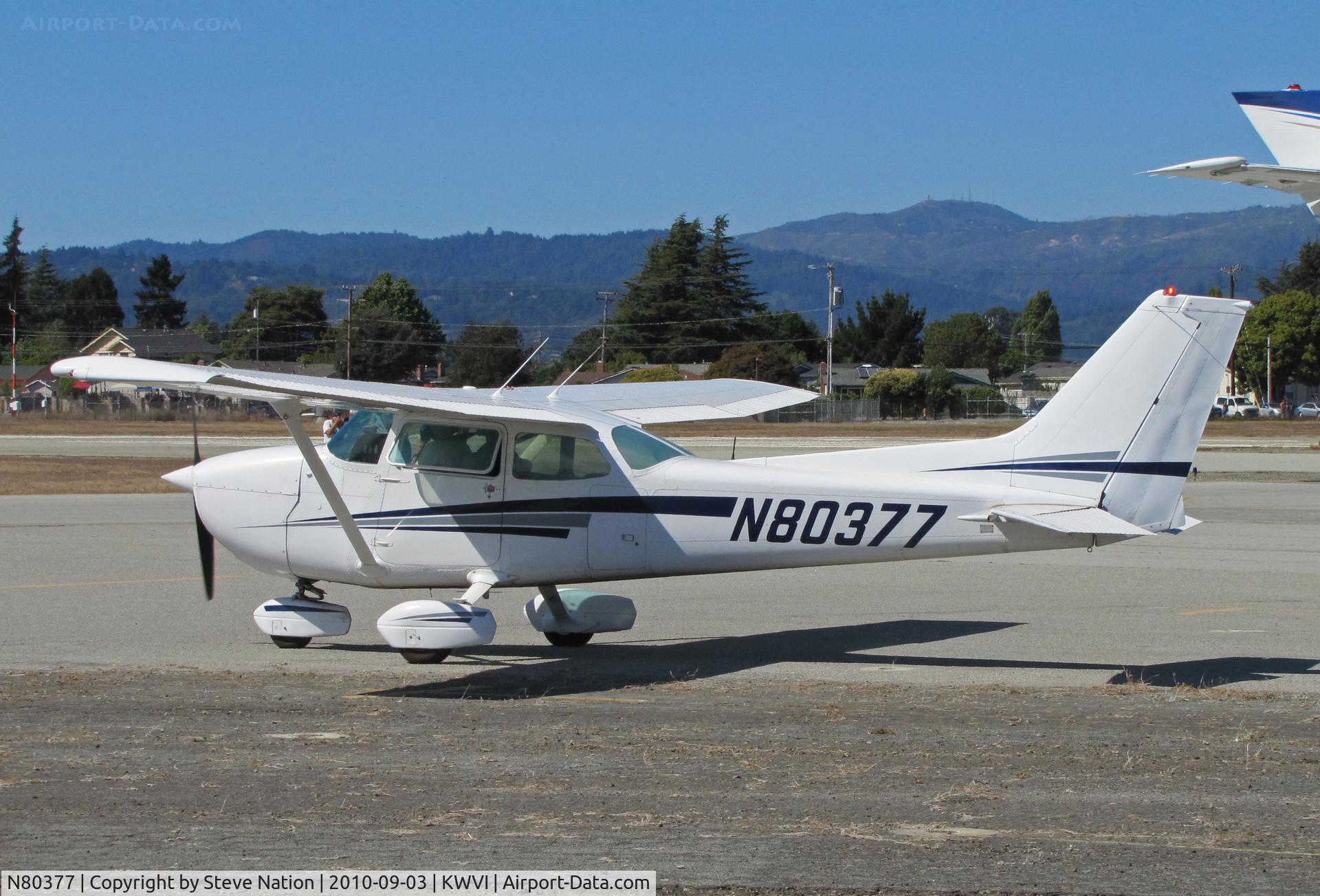 N80377, 1976 Cessna 172M C/N 17266559, Seagull Flying Club (Sunnyvale, CA) 1976 Cessna 172M taxiing @ Watsonville Fly-In