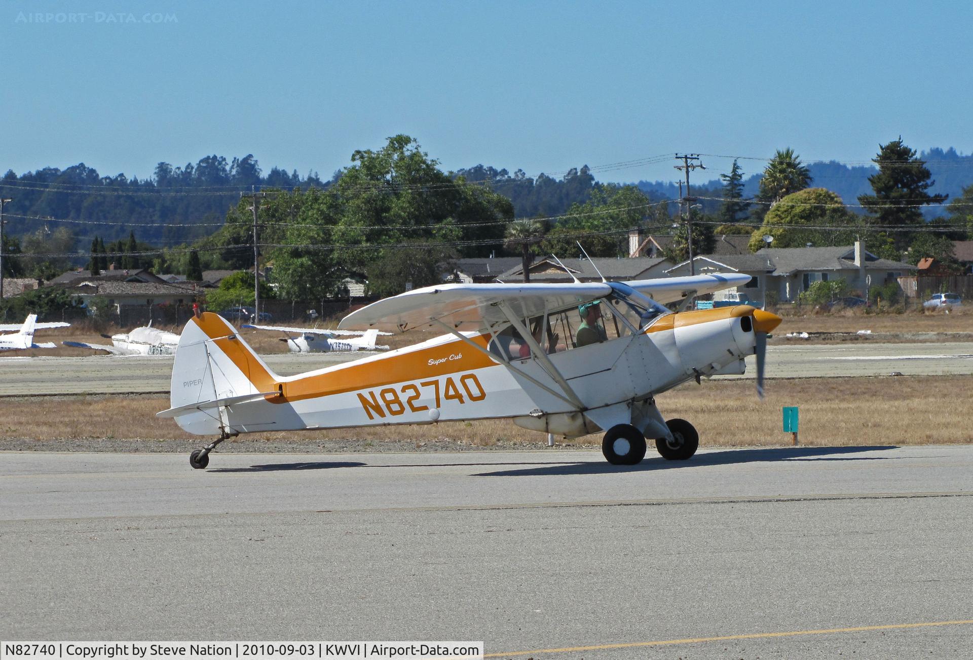 N82740, 1977 Piper PA-18-150 Super Cub C/N 18-7709186, Locally-based 1977 Piper PA-18-150 taxiing @ Watsonville Fly-In