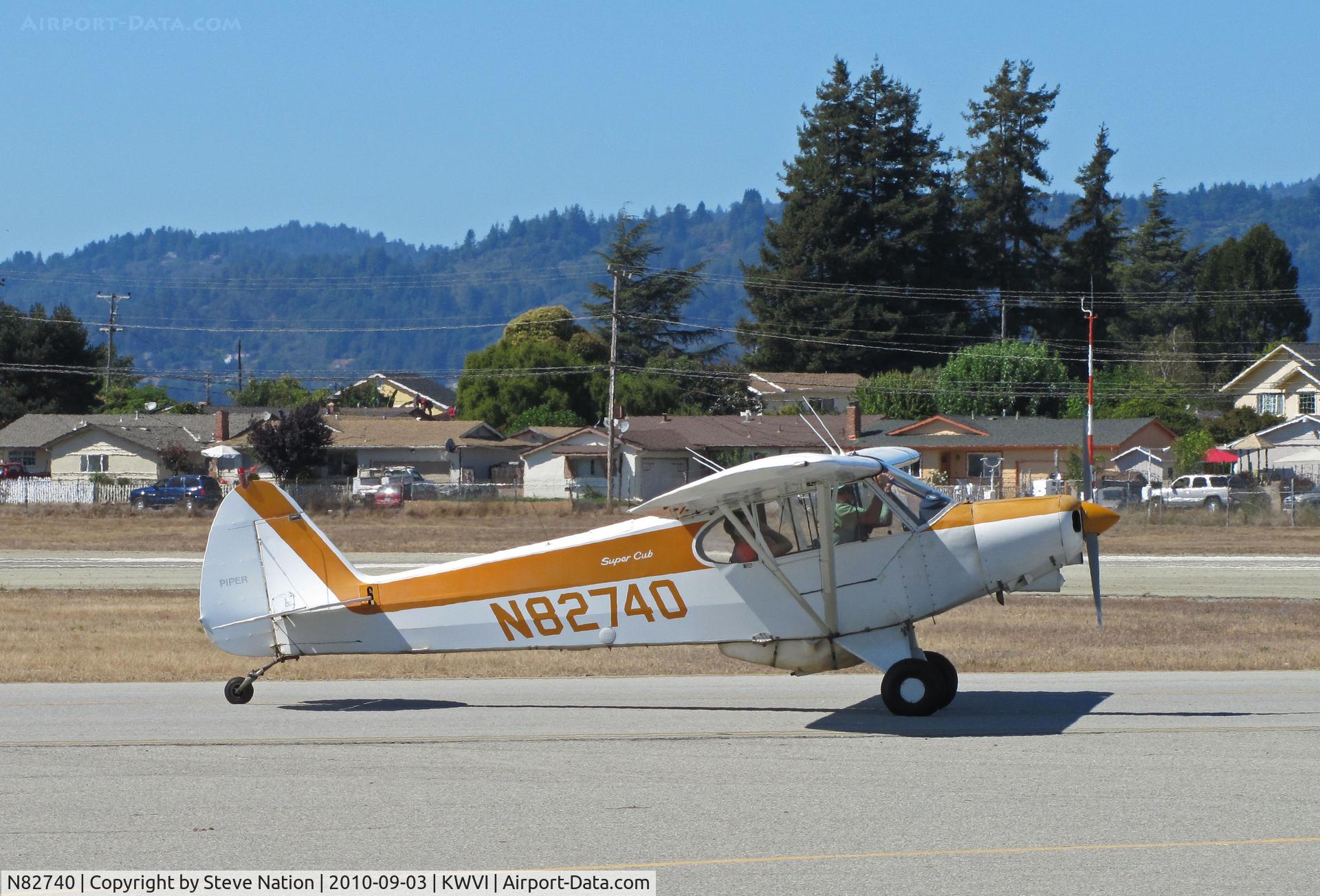 N82740, 1977 Piper PA-18-150 Super Cub C/N 18-7709186, Locally-based 1977 Piper PA-18-150 taxiing @ Watsonville Fly-In