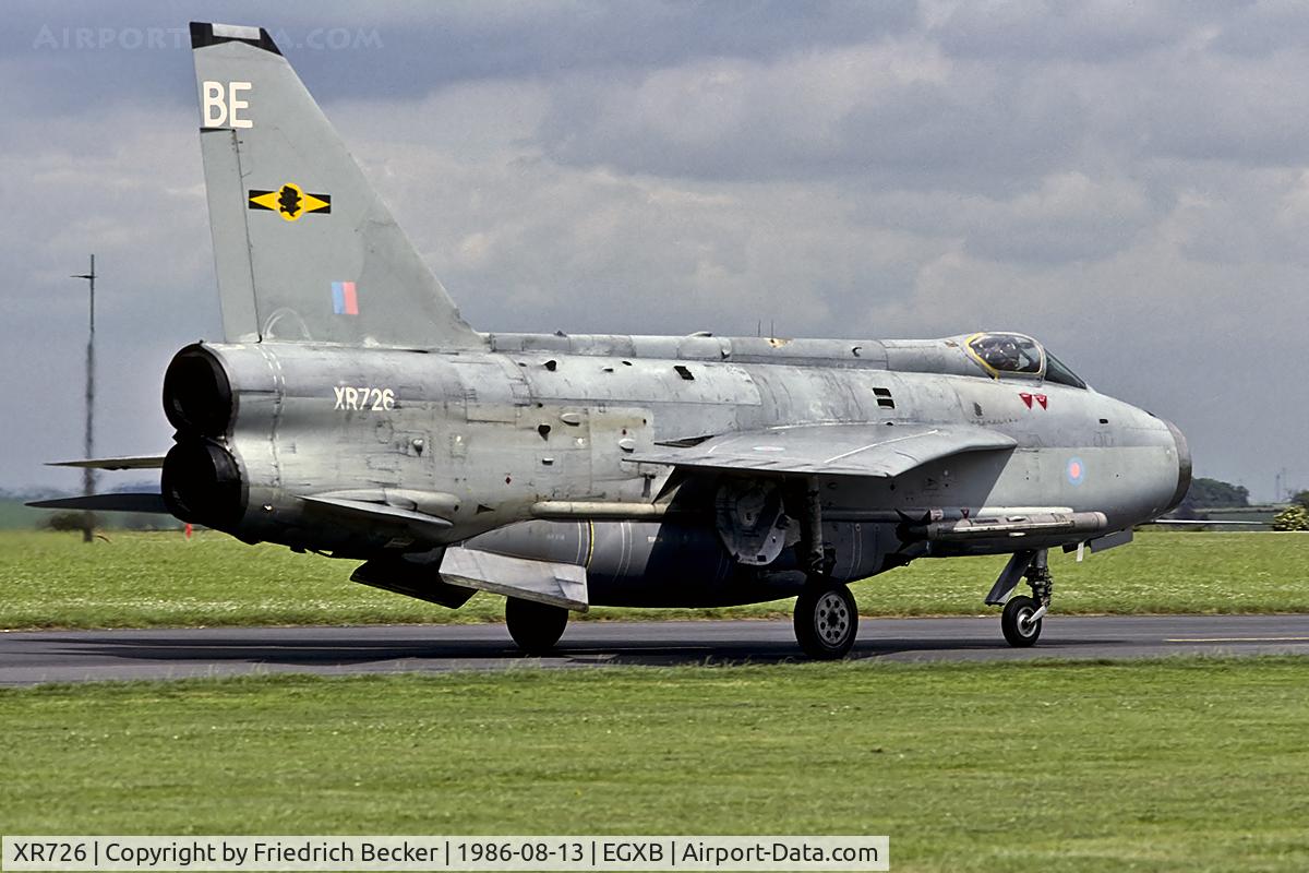 XR726, 1965 English Electric Lightning F.6 C/N 95209, taxying to the active