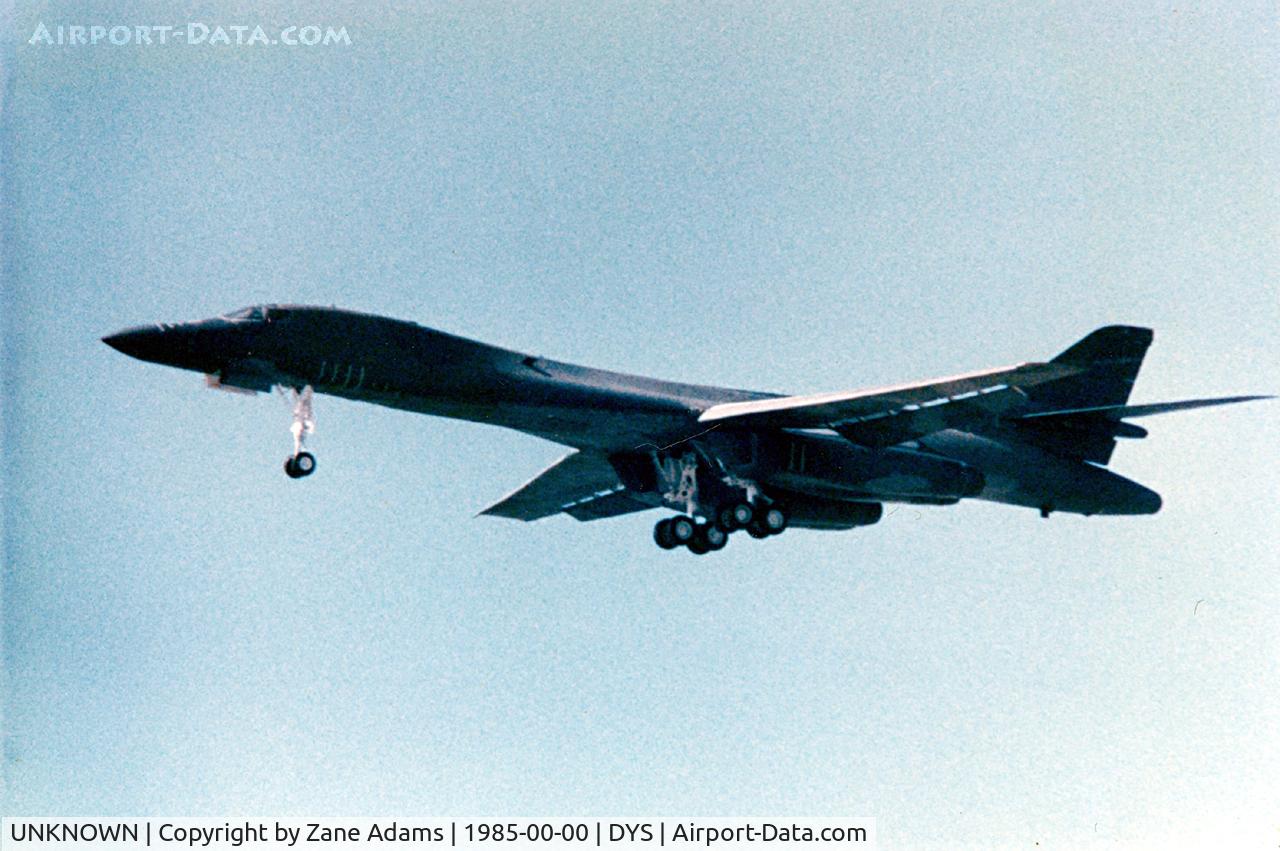 UNKNOWN, Rockwell B-1 Lancer C/N unknown, USAF B-1B landing at Dyess AFB