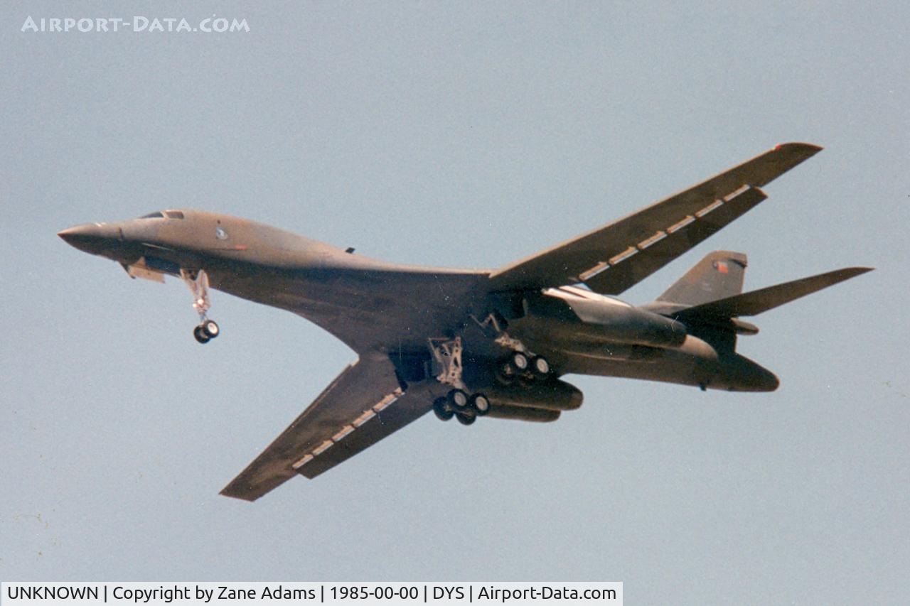 UNKNOWN, Rockwell B-1 Lancer C/N unknown, USAF B-1B landing at Dyess AFB
