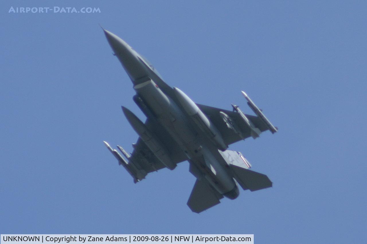 UNKNOWN, General Dynamics F-16C Fighting Falcon C/N Unknown, 301st FG F-16 Landing at Carwell Field (NAS Fort Worth)