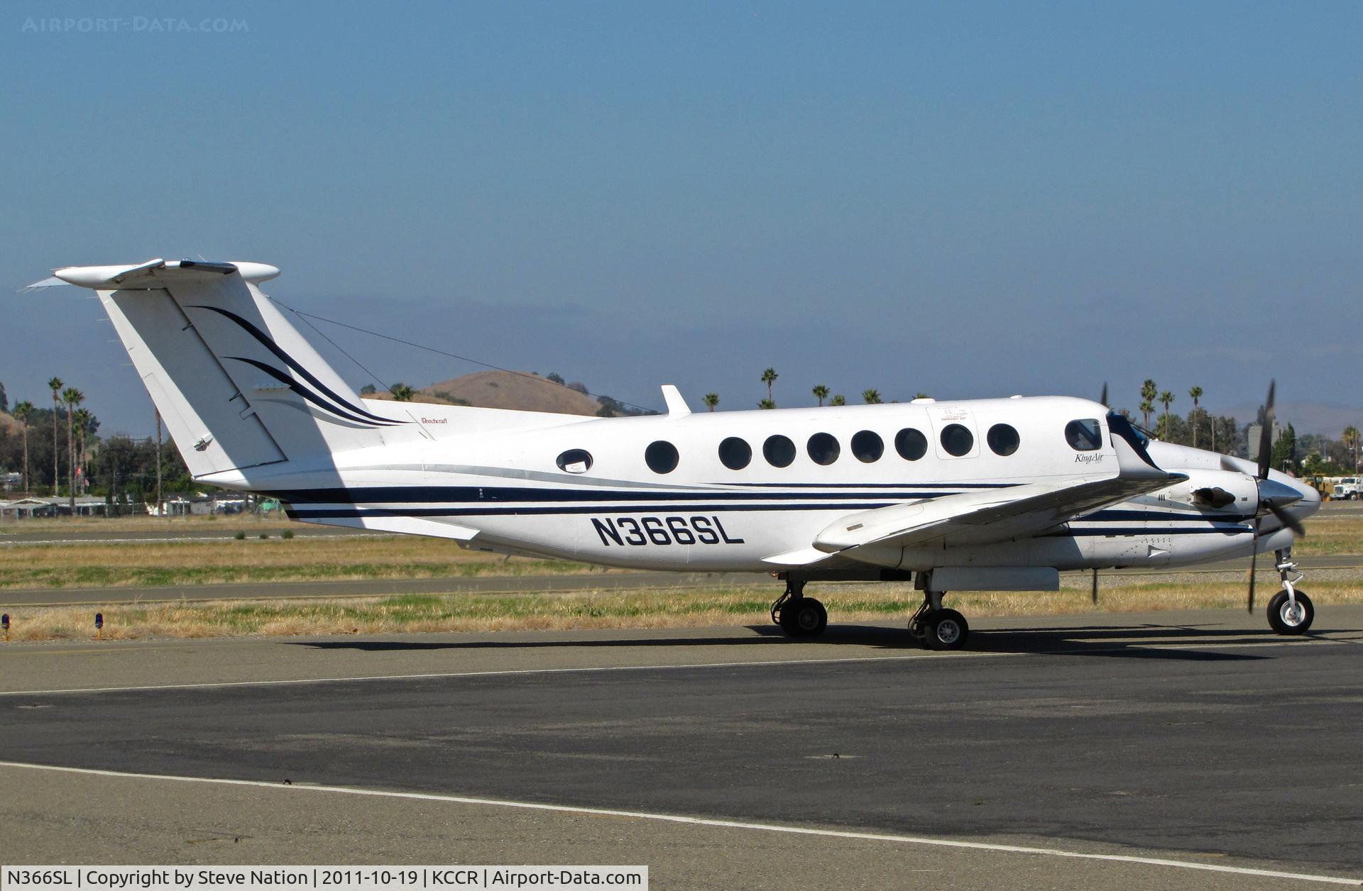 N366SL, Raytheon Aircraft Company B300 C/N FL-366, Plane Chee 1 LLC (SF, CA) Raytheon King Air B300 taxiing in from Jackson Hole, WY at Concord, CA