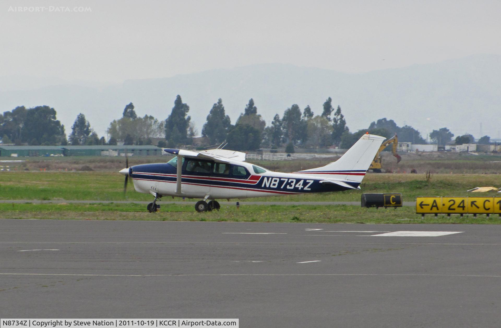 N8734Z, 1968 Cessna P206D Super Skylane C/N P206-0534, Alaska-based 1968 Cessna P206D taxiing for take-off @ Concord, CA