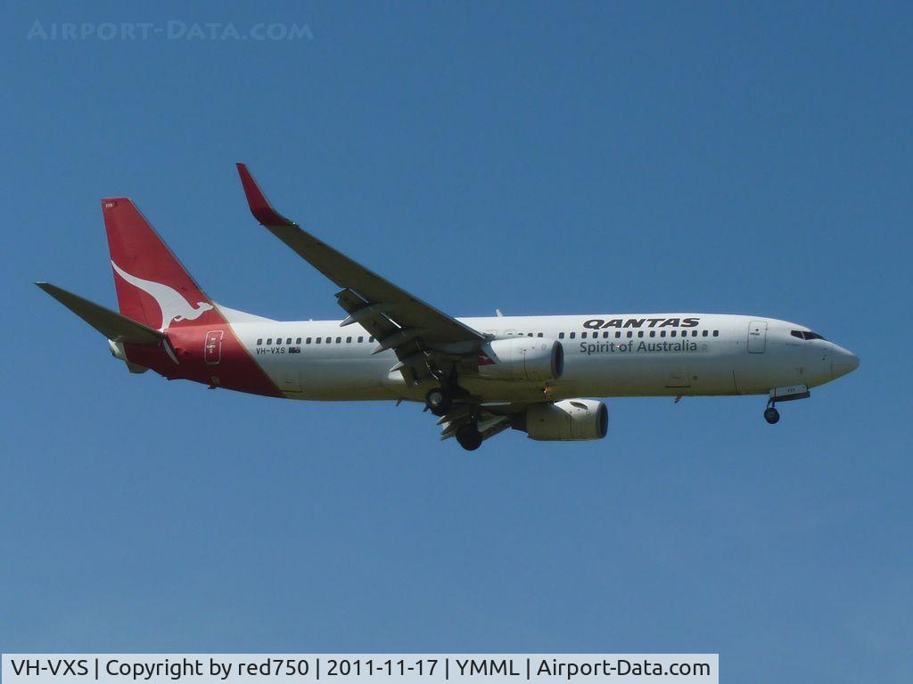 VH-VXS, 2003 Boeing 737-838 C/N 33725, Victor Xray Sierra approaching rwy 27 at MEL