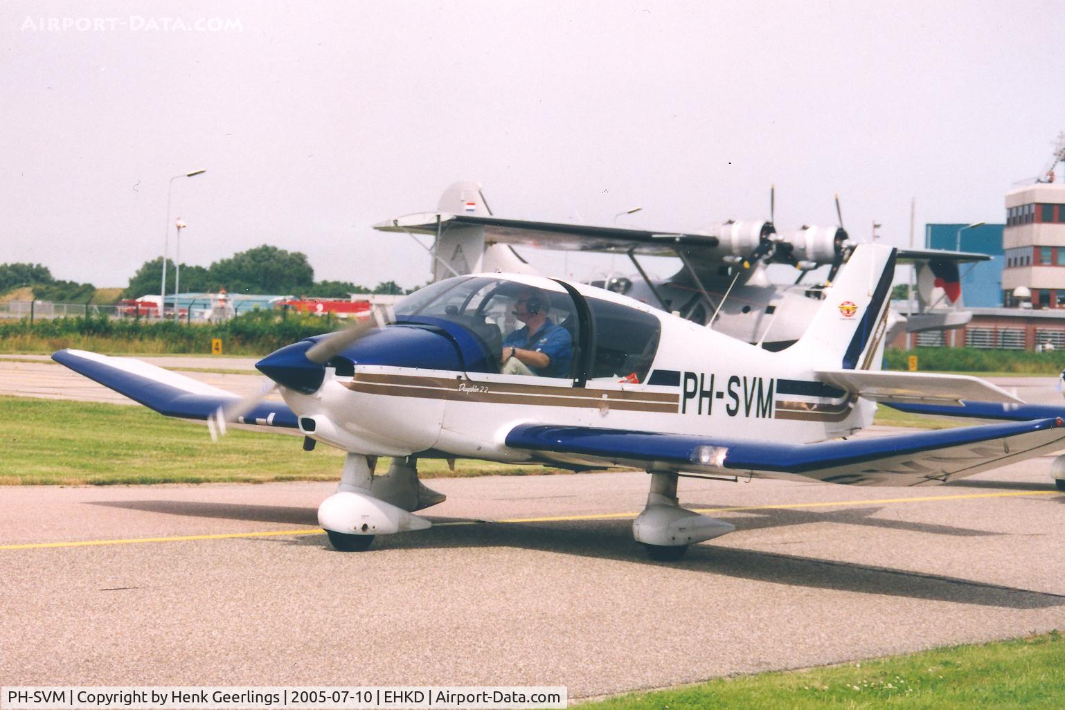 PH-SVM, Robin DR-400-120 Dauphin 2+2 C/N 2388, Open House Den Helder Airport