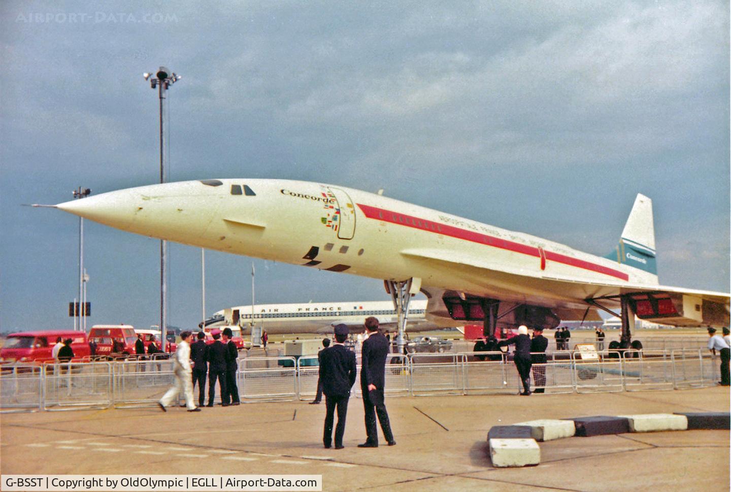 G-BSST, 1966 Aerospatiale-BAC Concorde Prototype C/N 002/13520, Promotional visit to Heathrow 1971