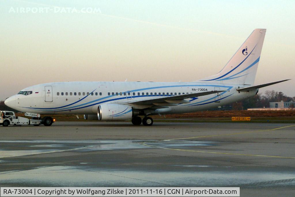RA-73004, 2000 Boeing 737-76N C/N 28635, visitor