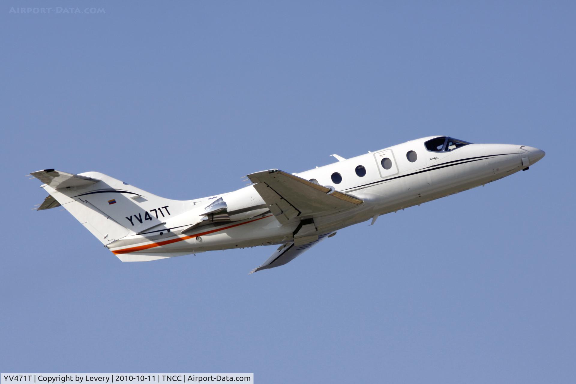 YV471T, Hawker Beechcraft 400A Beechjet C/N RK-593, Take off from RWY11